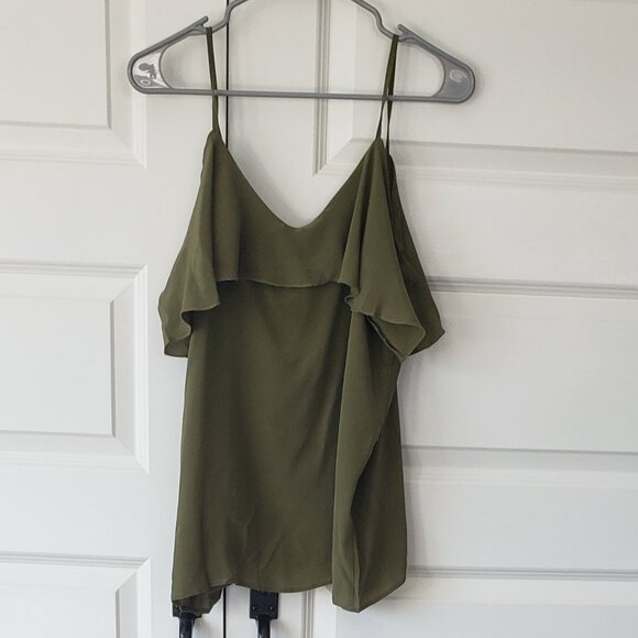 NWT: Chaser Ruffle Overlay Tank Top Size Medium - Picture 3 of 3